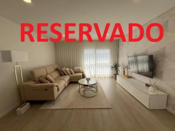Apartamento T2 para Venda em Venteira