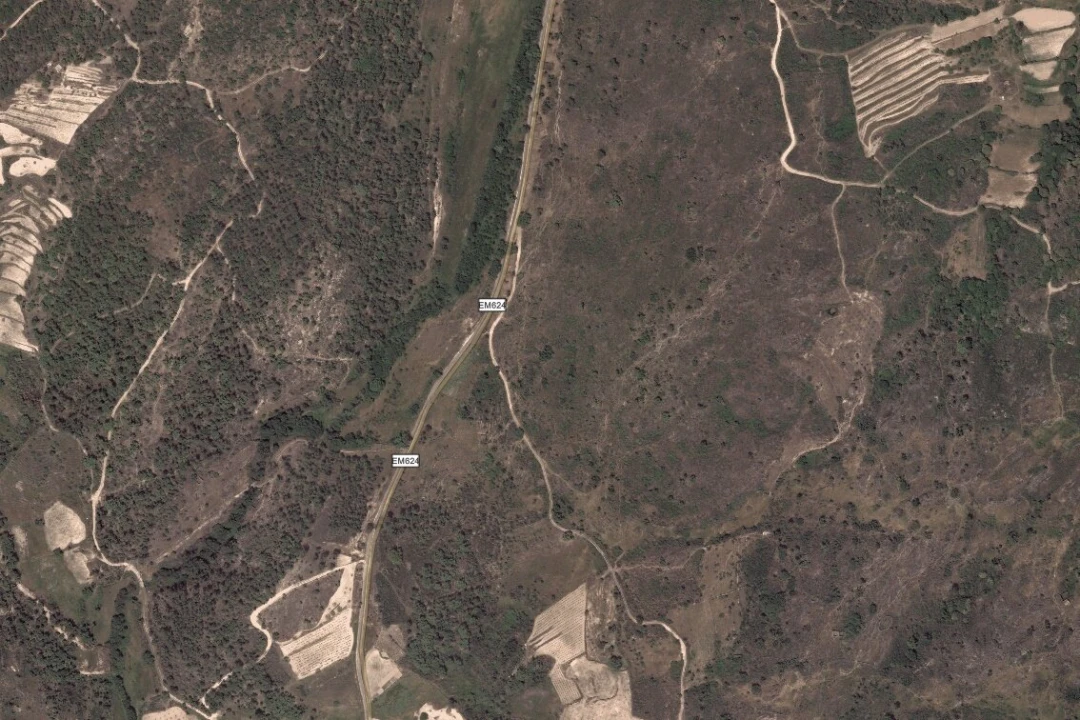 Terreno para Venda em Vilarinho da Castanheira Foto 1