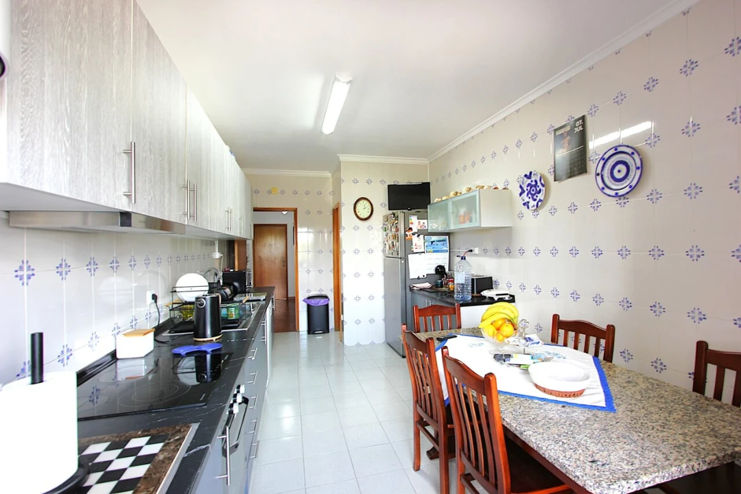 Apartamento T3 para Venda em Currelos, Papízios e Sobral Foto 10