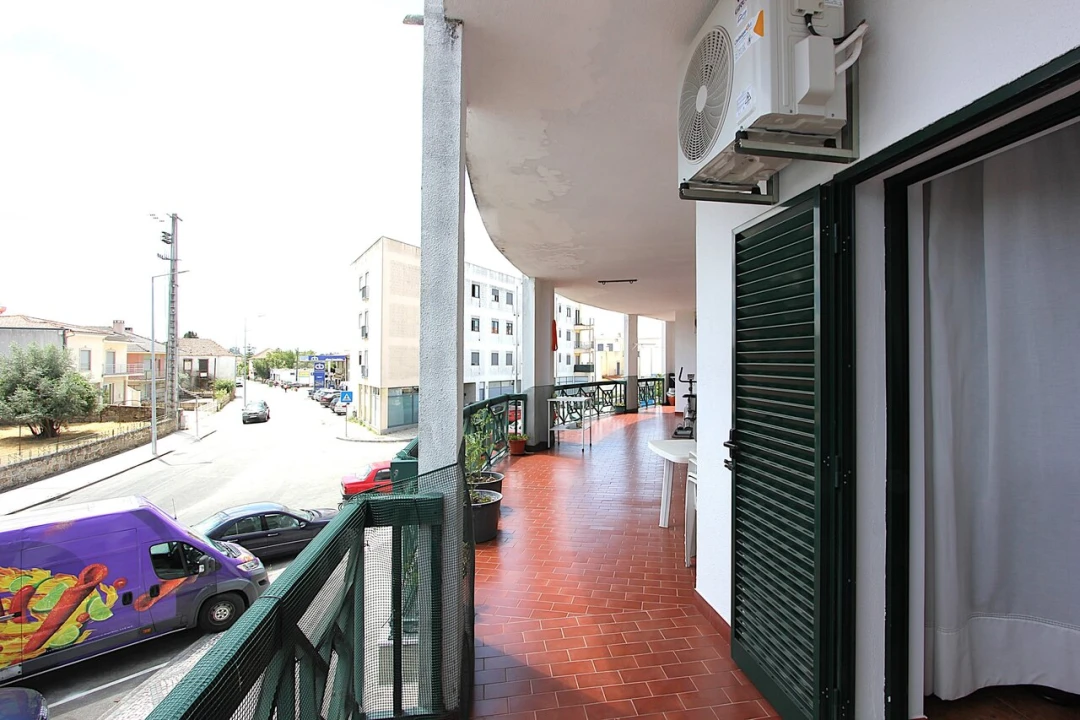 Apartamento T3 para Venda em Currelos, Papízios e Sobral Foto 24
