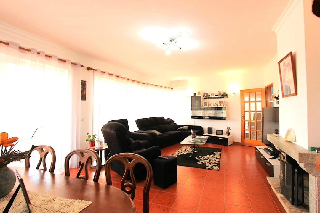 Apartamento T3 para Venda em Currelos, Papízios e Sobral Foto 33