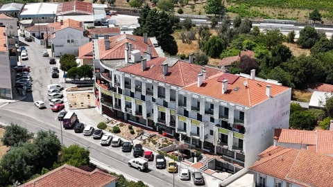 Apartamento T3 para Venda em Currelos, Papízios e Sobral