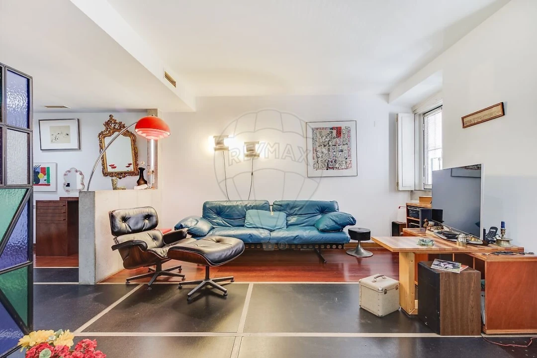 Apartamento T1 para Venda em Santo António Foto 6