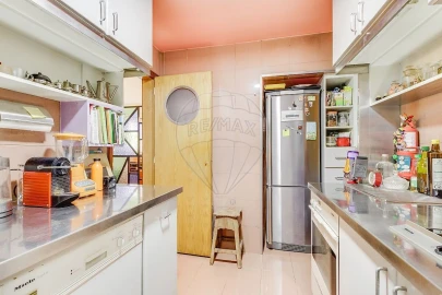 Apartamento T1 para Venda em Santo António