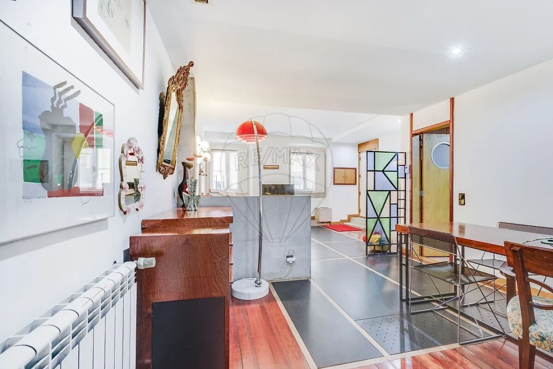 Apartamento T1 para Venda em Santo António Foto 8