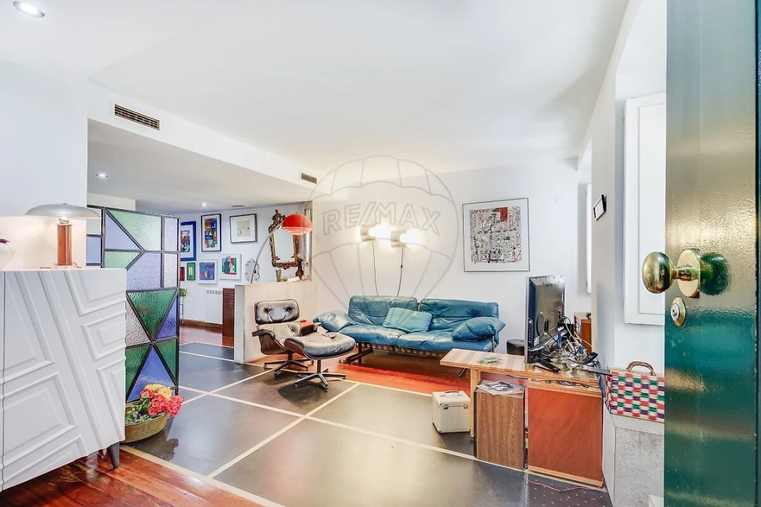 Apartamento T1 para Venda em Santo António Foto 4