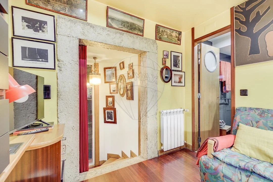 Apartamento T1 para Venda em Santo António Foto 17