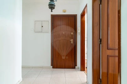 Apartamento T2 para Venda em Odivelas