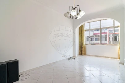 Apartamento T2 para Venda em Odivelas