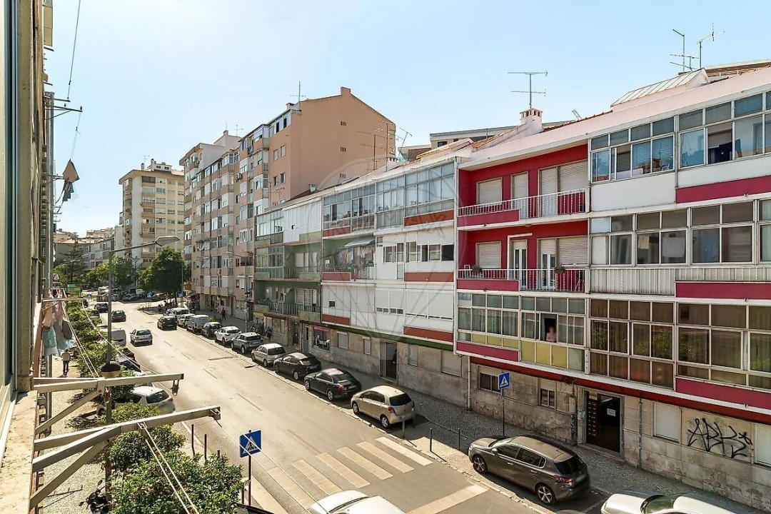 Apartamento T2 para Venda em Odivelas Foto 6