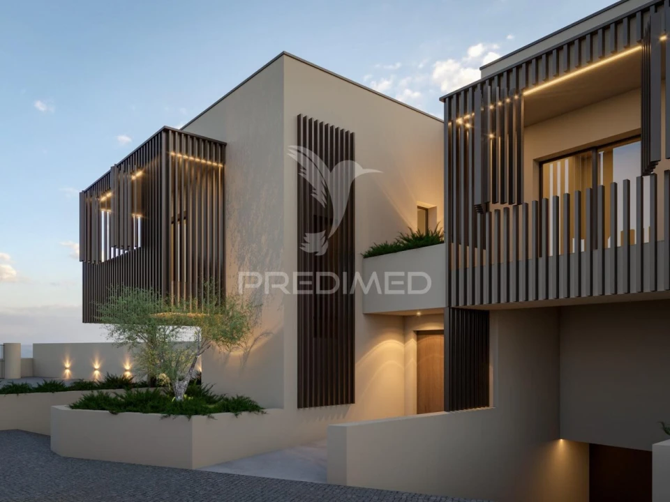 Moradia T3 para Venda em Alvor Foto 6