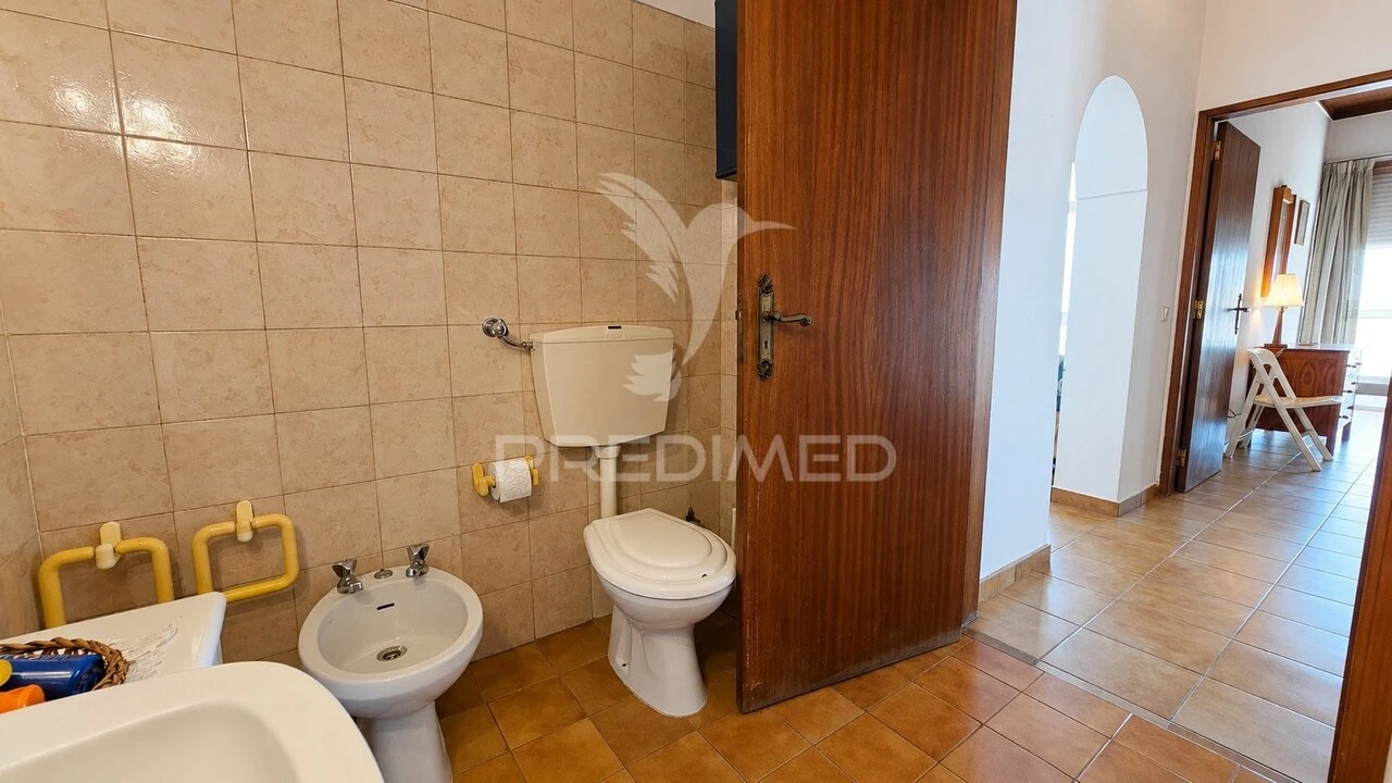Apartamento T2 para Venda em Portimão Foto 16
