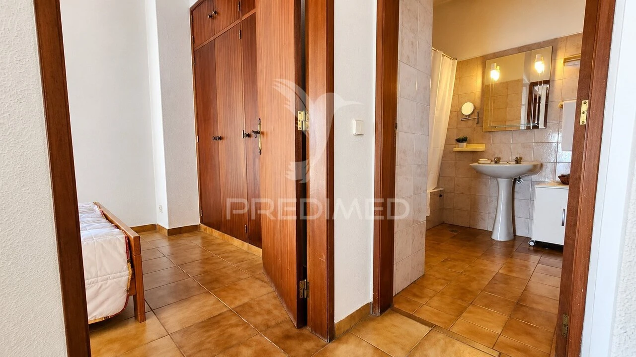Apartamento T2 para Venda em Portimão Foto 14