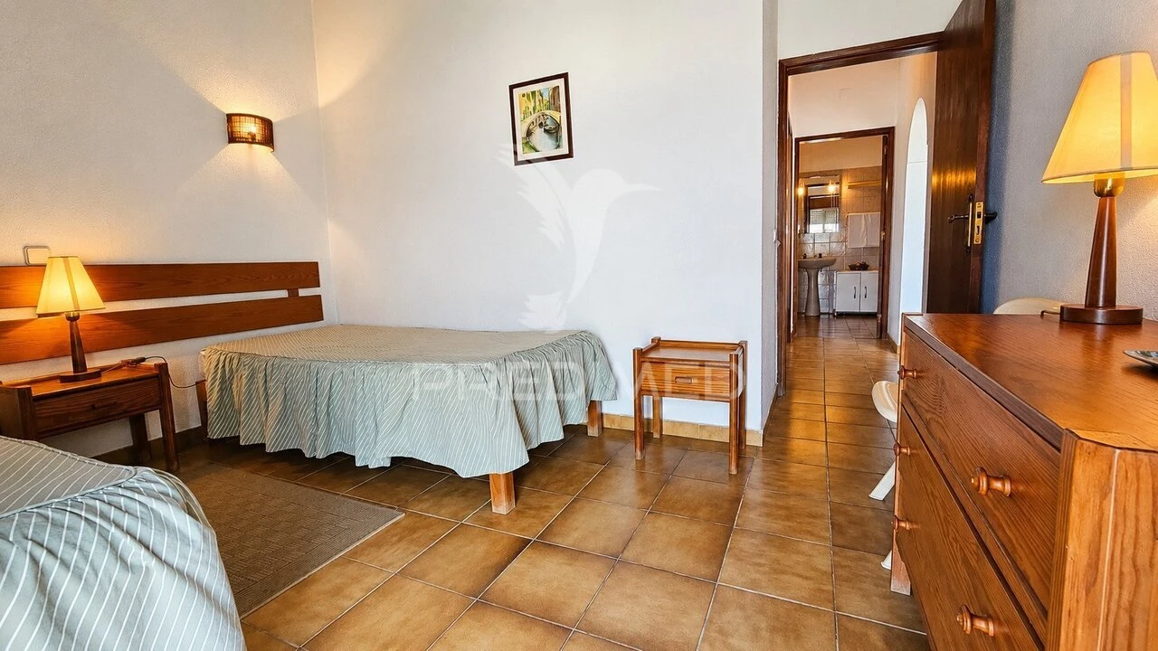 Apartamento T2 para Venda em Portimão Foto 11