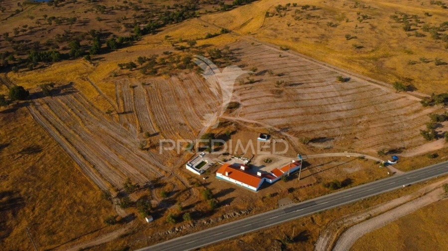 Quinta T4 para Venda em Vimieiro Foto 40