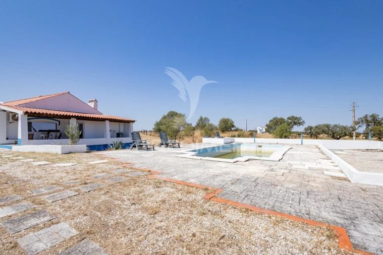 Quinta T4 para Venda em Vimieiro Foto 32