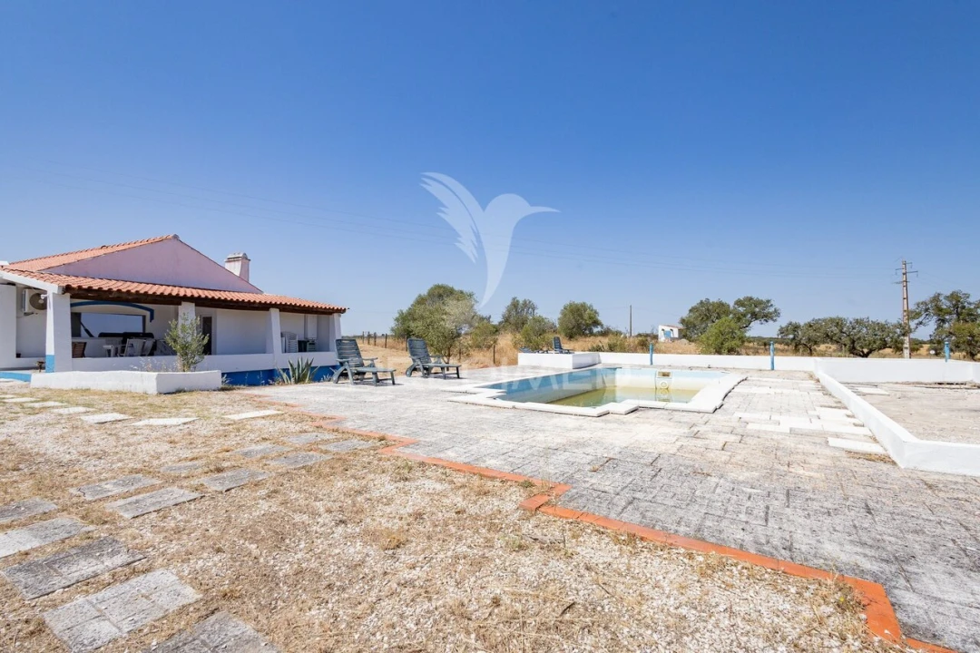 Quinta T4 para Venda em Vimieiro Foto 32