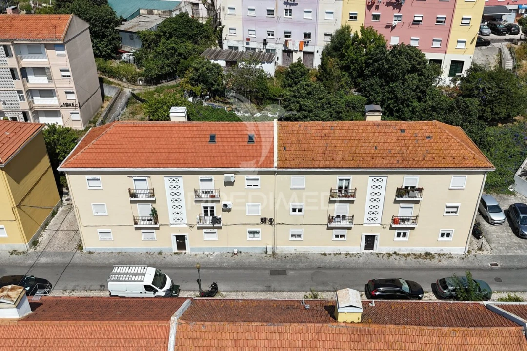 Apartamento T3 para Venda em Beato Foto 25