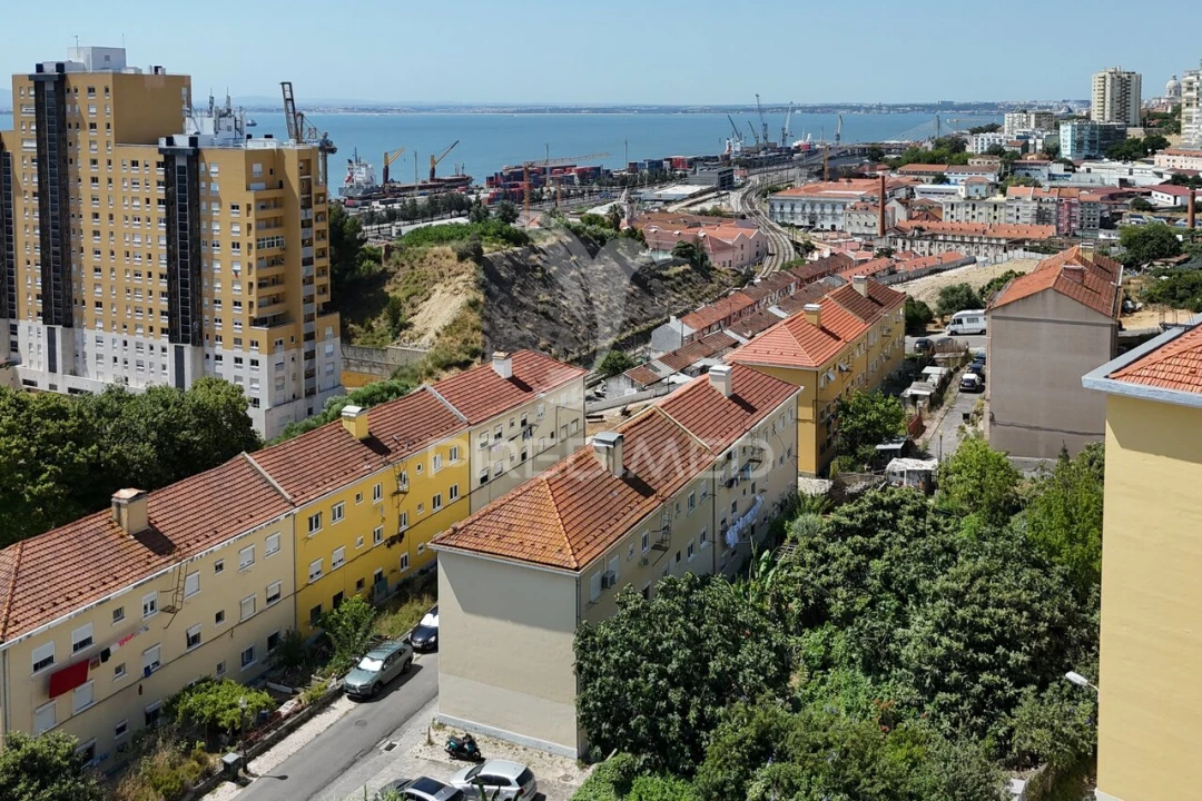 Apartamento T3 para Venda em Beato Foto 34