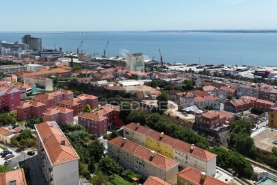 Apartamento T3 para Venda em Beato
