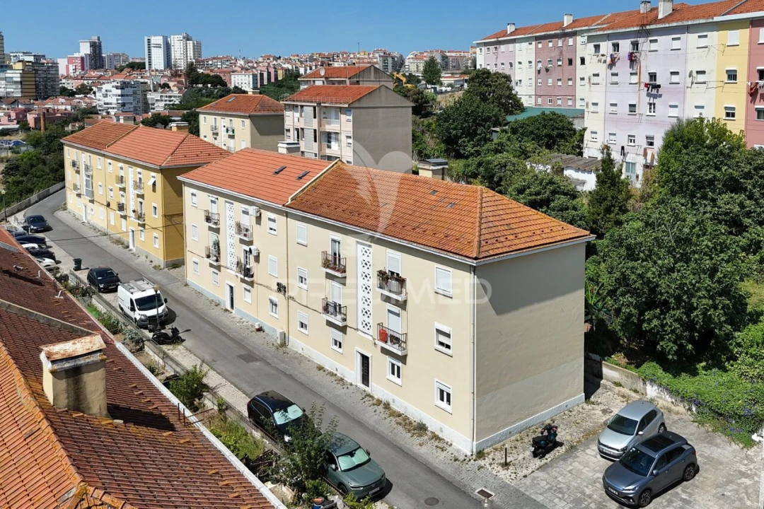 Apartamento T3 para Venda em Beato Foto 24