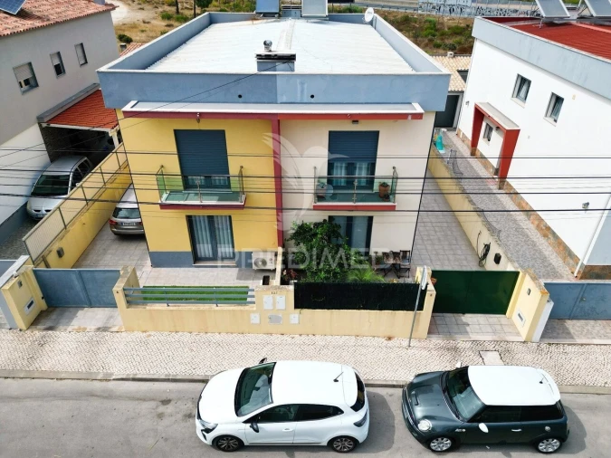 Moradia T3 para Venda em Quinta do Conde Foto 30