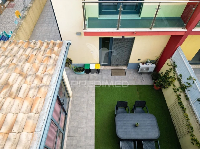 Moradia T3 para Venda em Quinta do Conde Foto 29