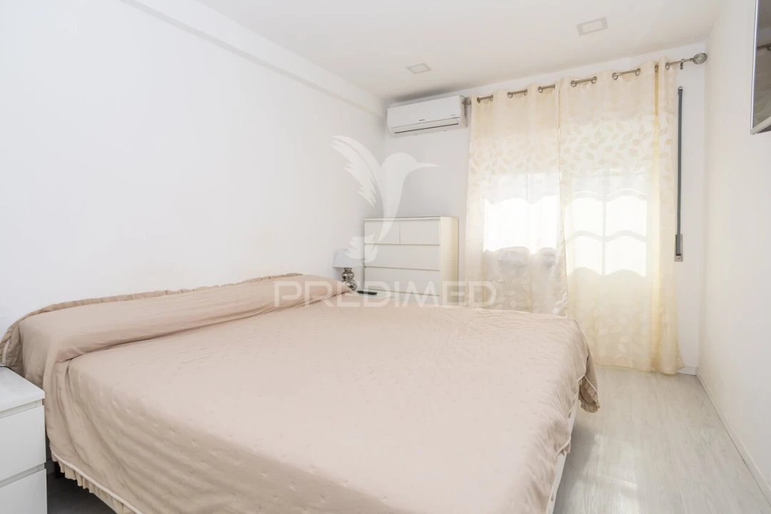 Apartamento T2 para Venda em Laranjeiro e Feijó Foto 12