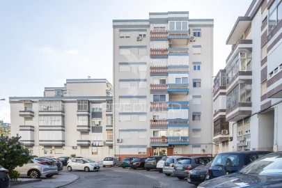 Apartamento T2 para Venda em Laranjeiro e Feijó