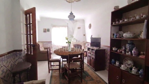 Apartamento T2 para Venda em Moita