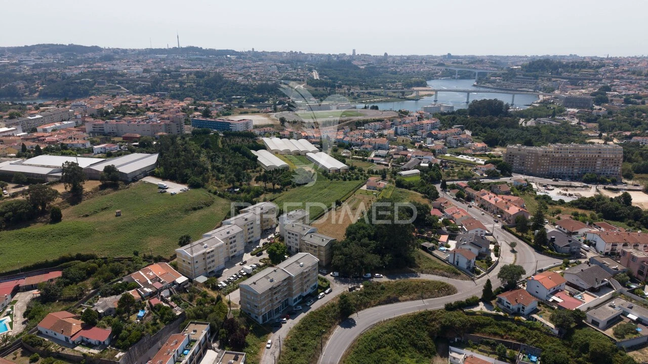 Apartamento T3 para Venda em Gondomar (São Cosme), Valbom e Jovim Foto 16