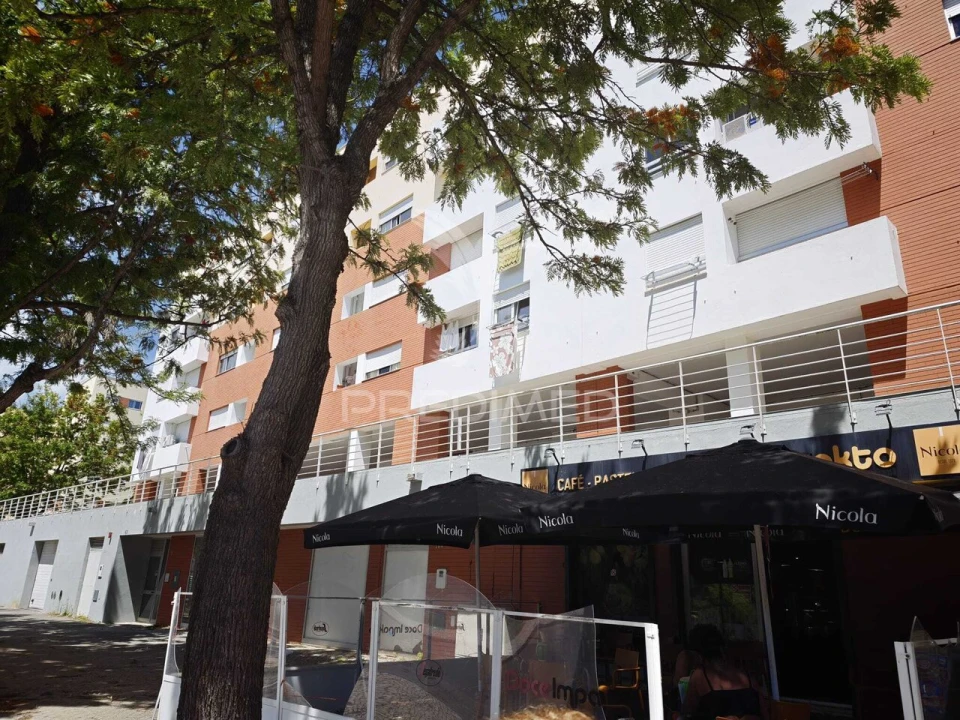Apartamento T1 para Venda em Caparica e Trafaria Foto 20