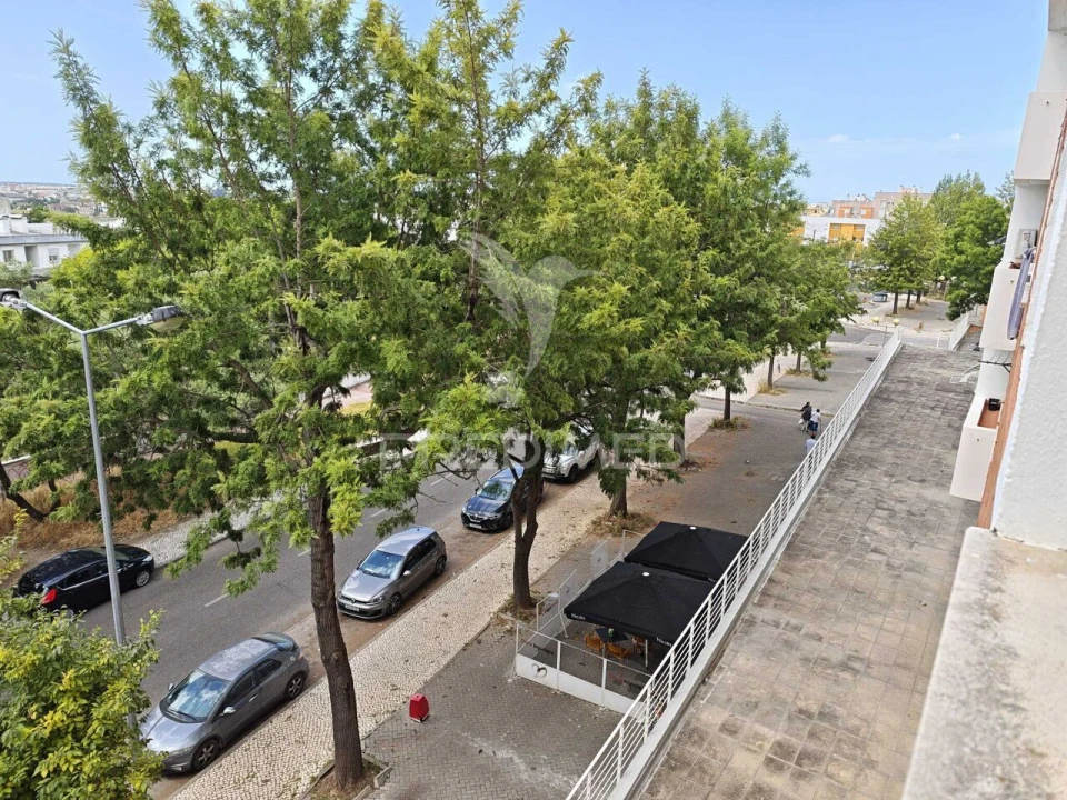 Apartamento T1 para Venda em Caparica e Trafaria Foto 18