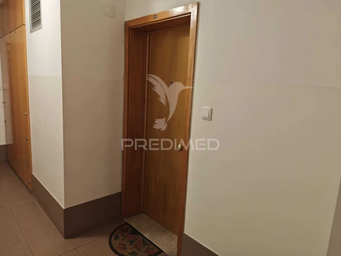 Apartamento T1 para Venda em Caparica e Trafaria Foto 28