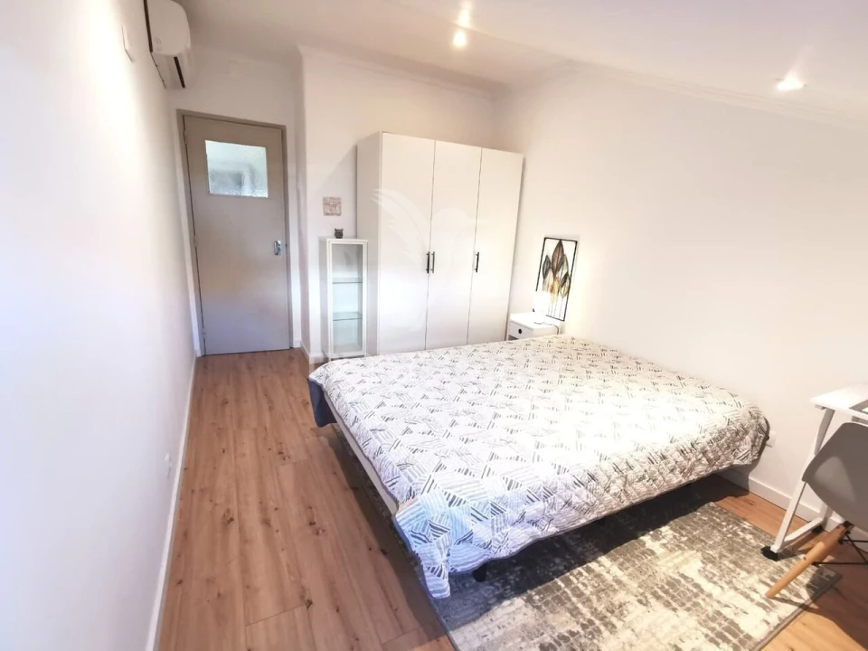 Apartamento T2 para Venda em São João Baptista e Santa Maria dos Olivais Foto 18