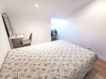 Apartamento T2 para Venda em São João Baptista e Santa Maria dos Olivais