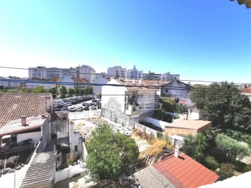 Apartamento T2 para Venda em São João Baptista e Santa Maria dos Olivais