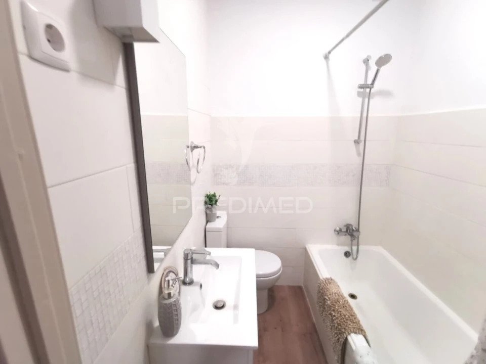 Apartamento T2 para Venda em São João Baptista e Santa Maria dos Olivais Foto 22
