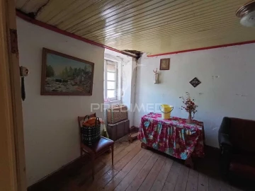 Moradia T3 para Venda em Alcongosta