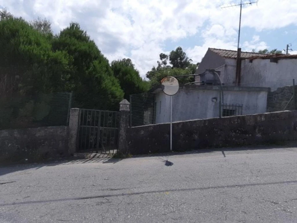 Moradia T7 para Venda em Lordelo Foto 8