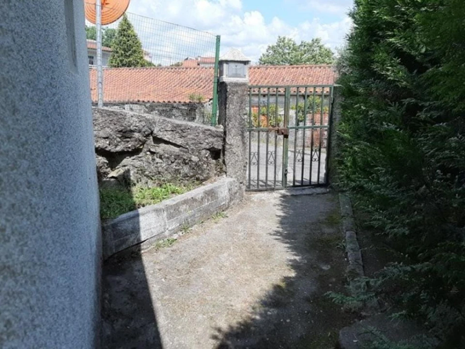 Moradia T7 para Venda em Lordelo Foto 10