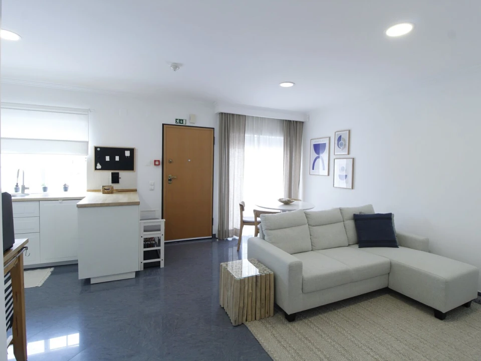 Apartamento T1 para Venda em Alcantarilha e Pêra Foto 2