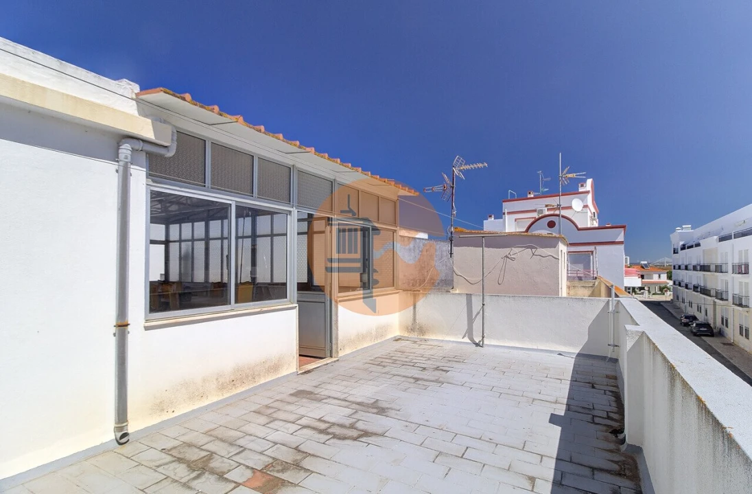 Moradia T3 para Venda em Vila Real de Santo Antonio Foto 2