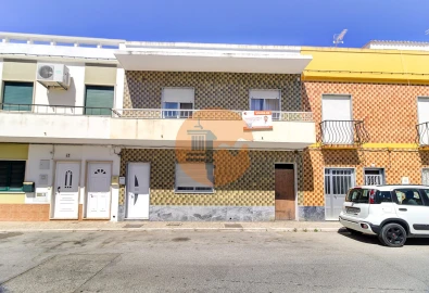 Moradia T3 para Venda em Vila Real de Santo Antonio