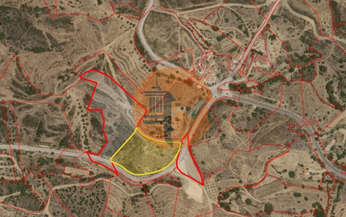 Moradia T2 para Venda em Azinhal Foto 3