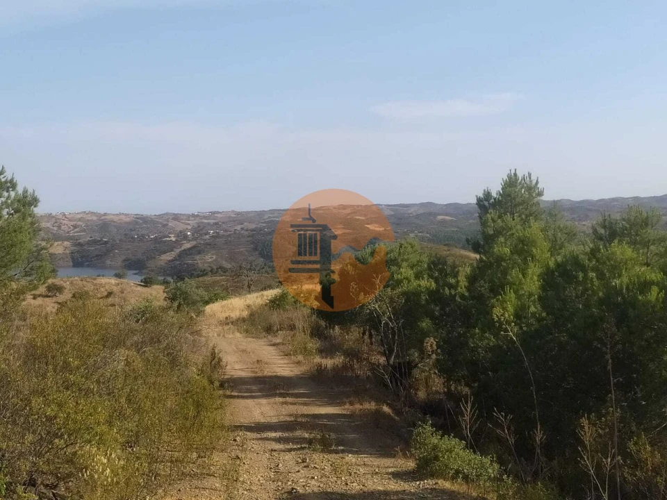 Terreno para Venda em Odeleite Foto 11