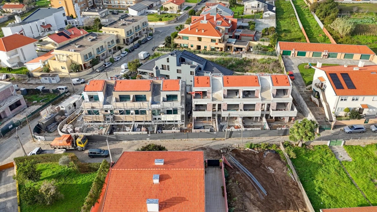 Moradia T3 para Venda em São Felix da Marinha Foto 41