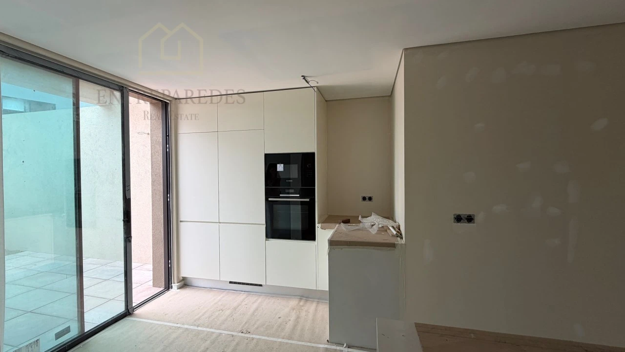 Moradia T3 para Venda em São Felix da Marinha Foto 43