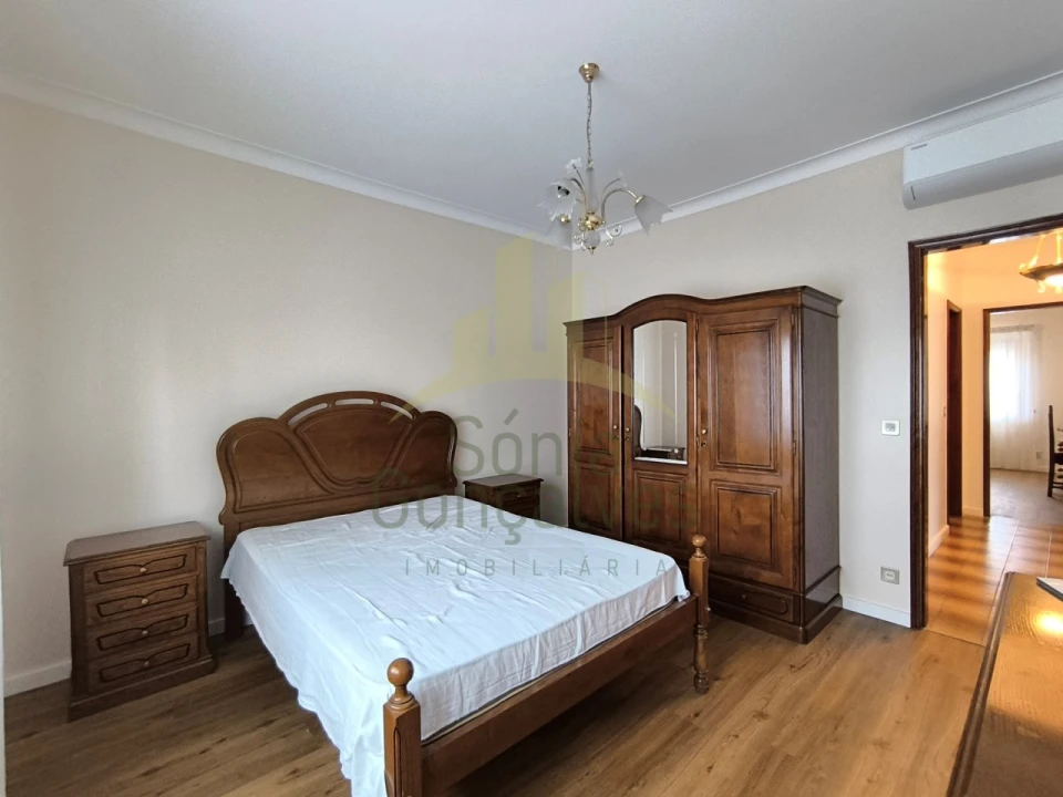 Apartamento T3 para Arrendamento em Darque Foto 11