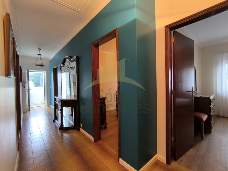 Apartamento T3 para Arrendamento em Darque Foto 13